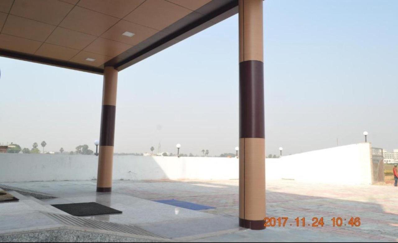 Hotel Mariya International Bodh Gaya Esterno foto